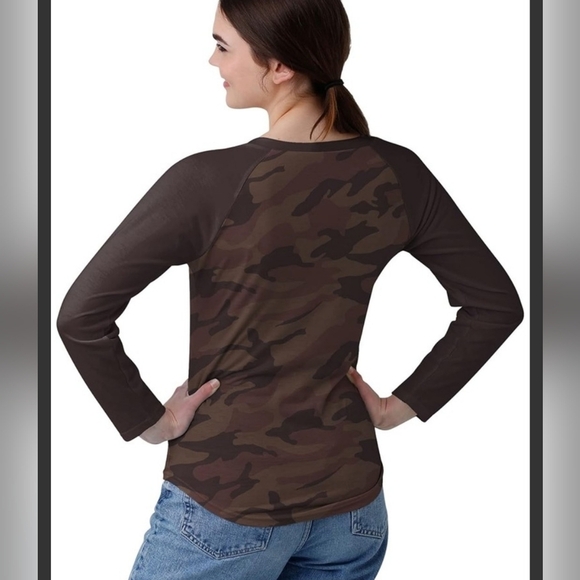 NFL Cleveland Browns Camouflage Long Sleeve Tee Womens Medium - Picture 2 of 4